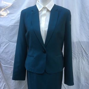 Rich Teal Power Suit!😍